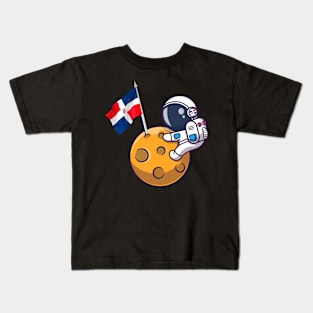 Dominican astronaut Kids T-Shirt
